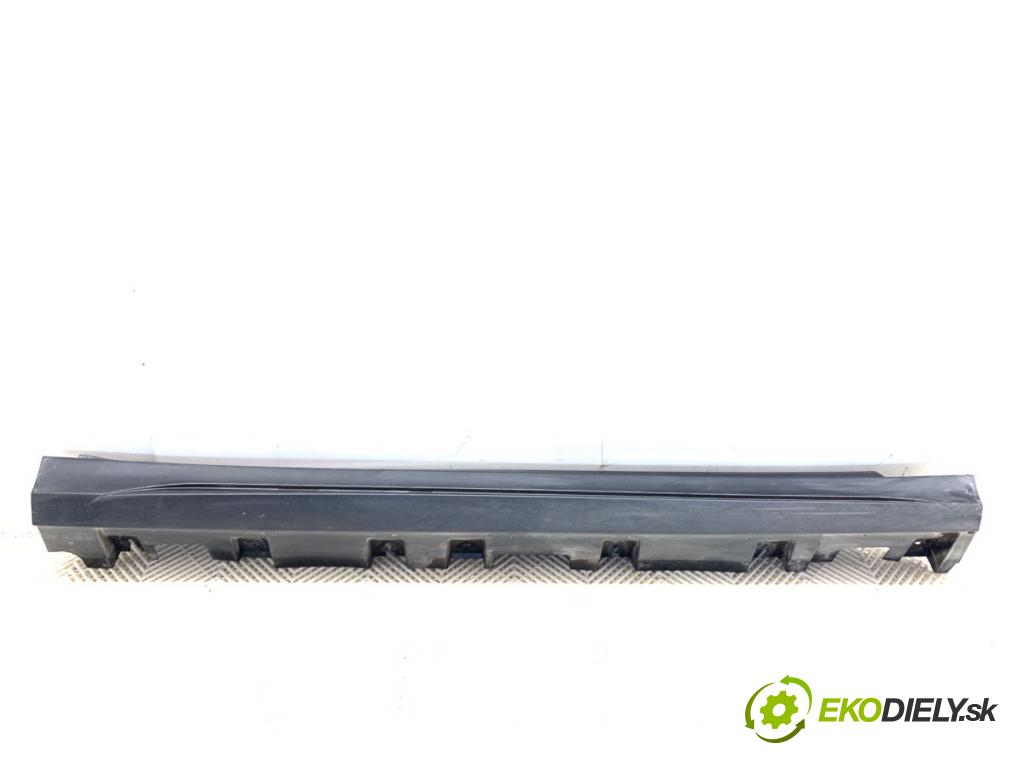 MERCEDES-BENZ GLE SUV 2020 180 kW GLE 300 d 4-matic (167.119) 1950 Lišta prahová pravy A1676902104