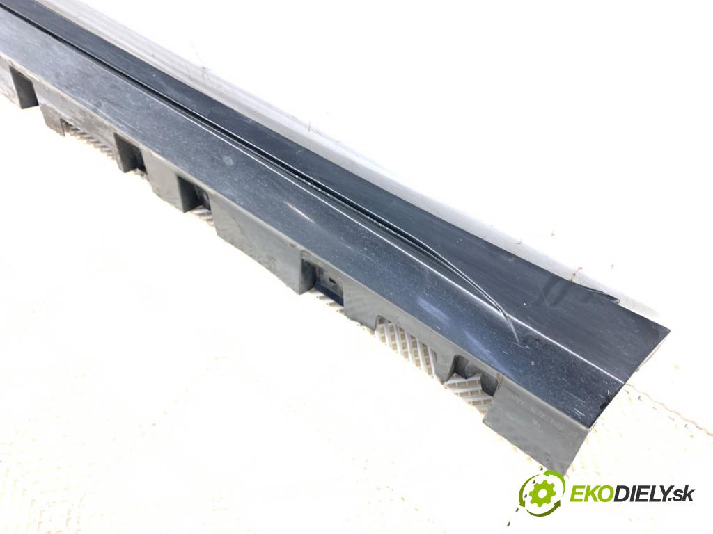 MERCEDES-BENZ GLE SUV 2020 180 kW GLE 300 d 4-matic (167.119) 1950 Lišta prahová ľavy A1676901804