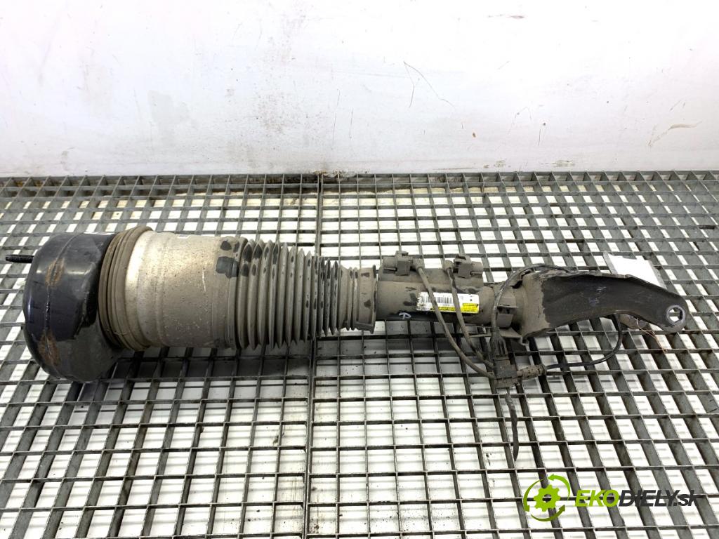 MERCEDES-BENZ GLE SUV 2020 180 kW GLE 300 d 4-matic (167.119) 1950 Tlmič pravy predný BR167VA