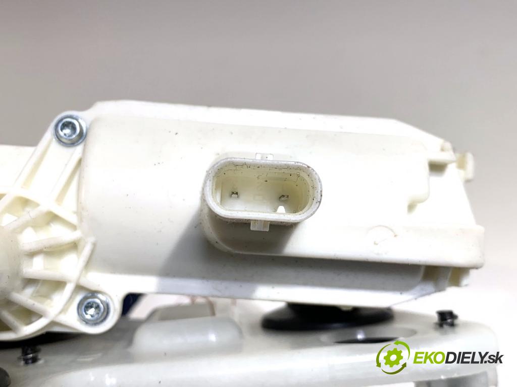 MERCEDES-BENZ GLE SUV 2020 180 kW GLE 300 d 4-matic (167.119) 1950 doťah dverí zad A0999068600