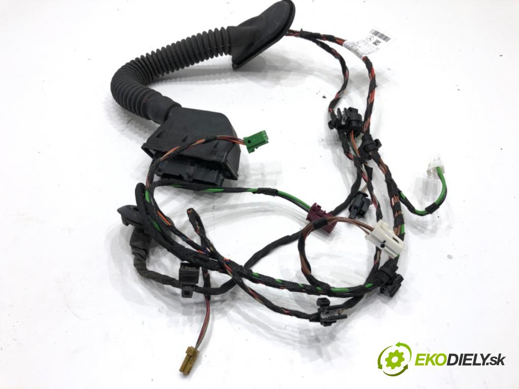 MERCEDES-BENZ GLE SUV 2020 180 kW GLE 300 d 4-matic (167.119) 1950 Káblovačka Dvere zad pravy A1675401429