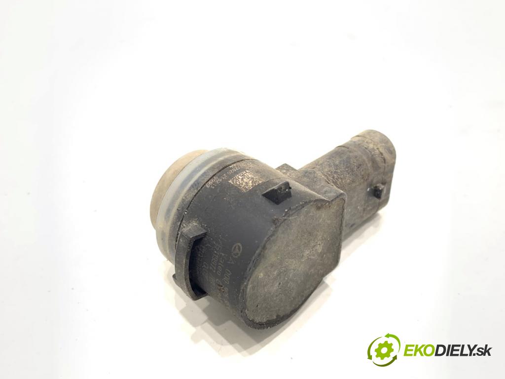 MERCEDES-BENZ GLE SUV 2020 180 kW GLE 300 d 4-matic (167.119) 1950 Snímač PDC A0009055504