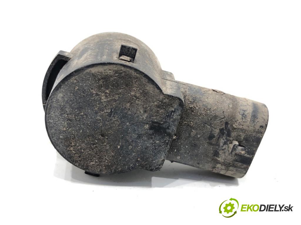 MERCEDES-BENZ GLE SUV 2020 180 kW GLE 300 d 4-matic (167.119) 1950 Snímač PDC A0009055504