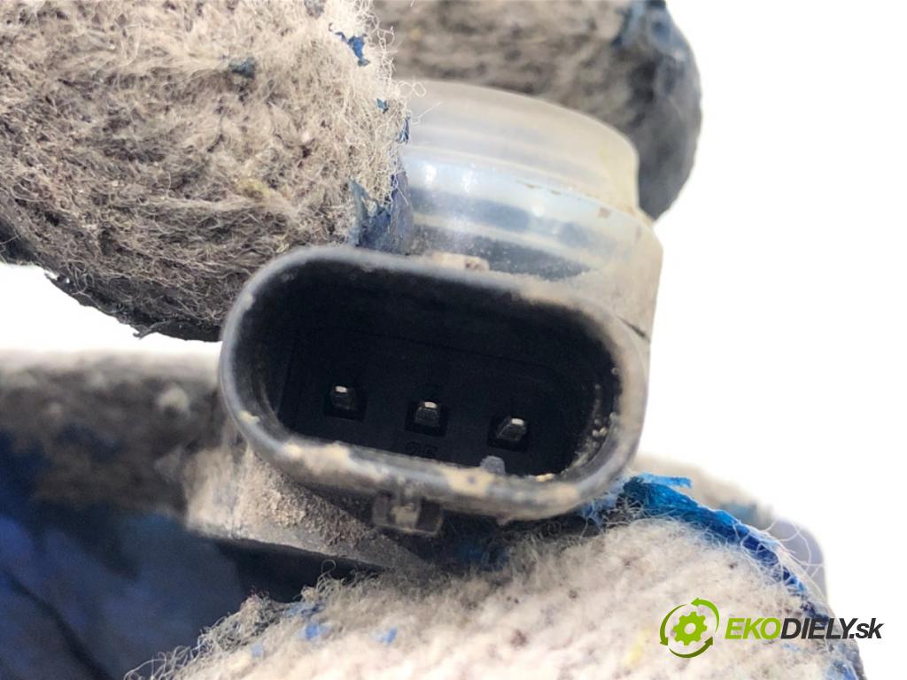 MERCEDES-BENZ GLE SUV 2020 180 kW GLE 300 d 4-matic (167.119) 1950 Snímač PDC A0009055504