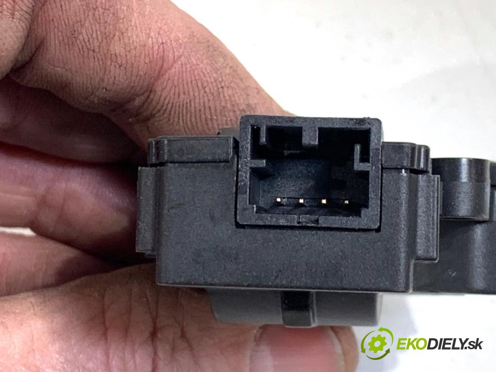 MERCEDES-BENZ GLE SUV 2020 180 kW GLE 300 d 4-matic (167.119) 1950 Motor kúrenia KT324001