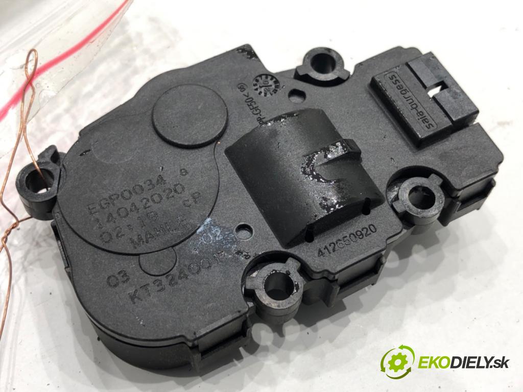 MERCEDES-BENZ GLE SUV 2020 180 kW GLE 300 d 4-matic (167.119) 1950 motor topení KT324001