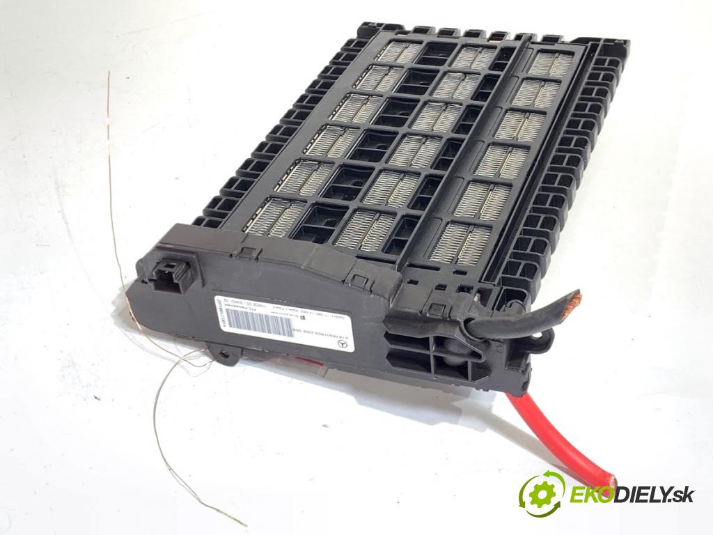 MERCEDES-BENZ GLE SUV 2020 180 kW GLE 300 d 4-matic (167.119) 1950 Výhrevné teleso, radiátor kúrenia elektrická A1678307503 (Radiátor kúrenia)