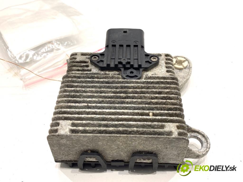 PEUGEOT 3008 SUV 2021 147 kW Hybrid4 (M45GBU) 1598 RADAR: DISTRONIC 9839967780