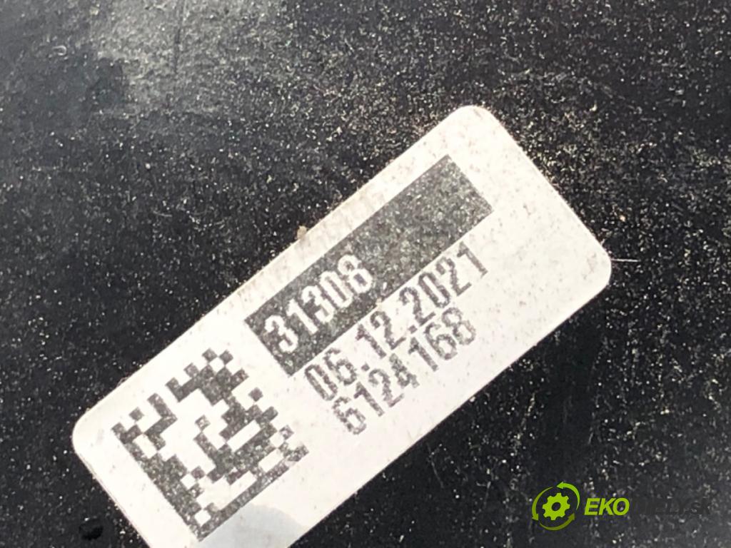 PEUGEOT 3008 SUV 2021 147 kW Hybrid4 (M45GBU) 1598 stúpačka 9811350880