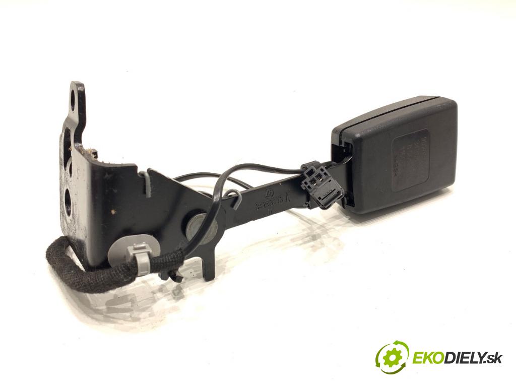 PEUGEOT 3008 SUV 2021 147 kW Hybrid4 (M45GBU) 1598 zapínače pásov PASA zad 9828866877