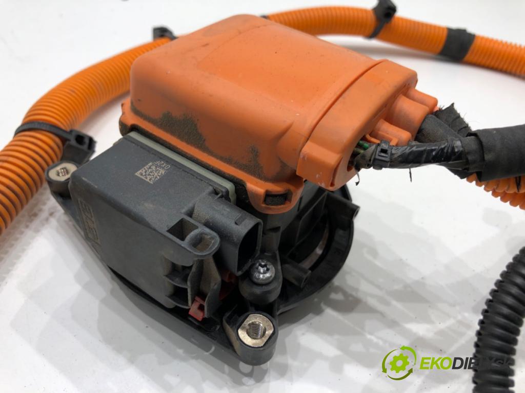 PEUGEOT 3008 SUV 2021 147 kW Hybrid4 (M45GBU) 1598 HNÍZDO: NABÍJANIE: 9835378280