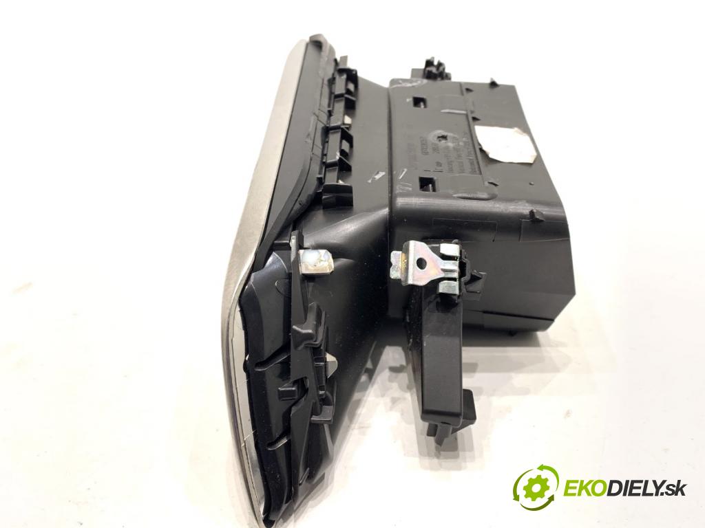 PEUGEOT 3008 SUV 2021 147 kW Hybrid4 (M45GBU) 1598 Mriežky kúrenia ľavy predný