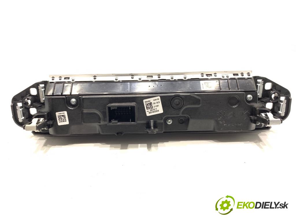 PEUGEOT 3008 SUV 2021 147 kW Hybrid4 (M45GBU) 1598 Panel Prepínač prístrojovky 98318223DX