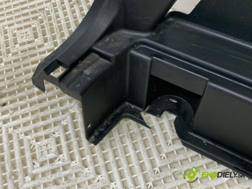 PEUGEOT 3008 SUV 2021 147 kW Hybrid4 (M45GBU) 1598 čalúnenie kufra ľavy 9830035877