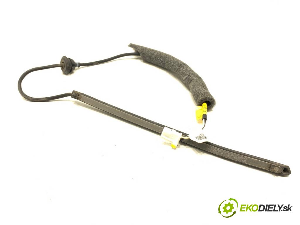 PEUGEOT 3008 SUV 2021 147 kW Hybrid4 (M45GBU) 1598 Snímač ZATVORENÉ: dverí ľavy 9815582780