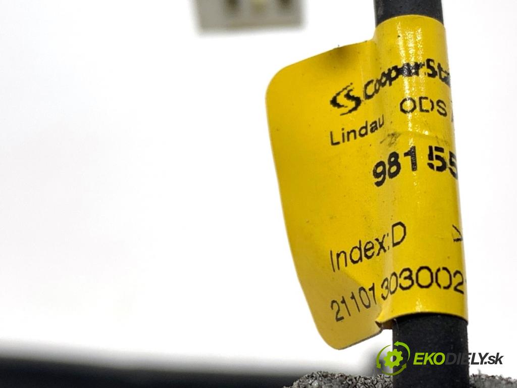 PEUGEOT 3008 SUV 2021 147 kW Hybrid4 (M45GBU) 1598 Snímač ZATVORENÉ: dverí ľavy 9815582780