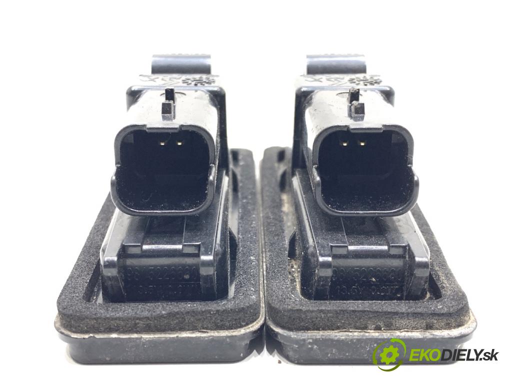 PEUGEOT 3008 SUV 2021 147 kW Hybrid4 (M45GBU) 1598 svetielka,osvetlenie podsvietenia SPŽ LED