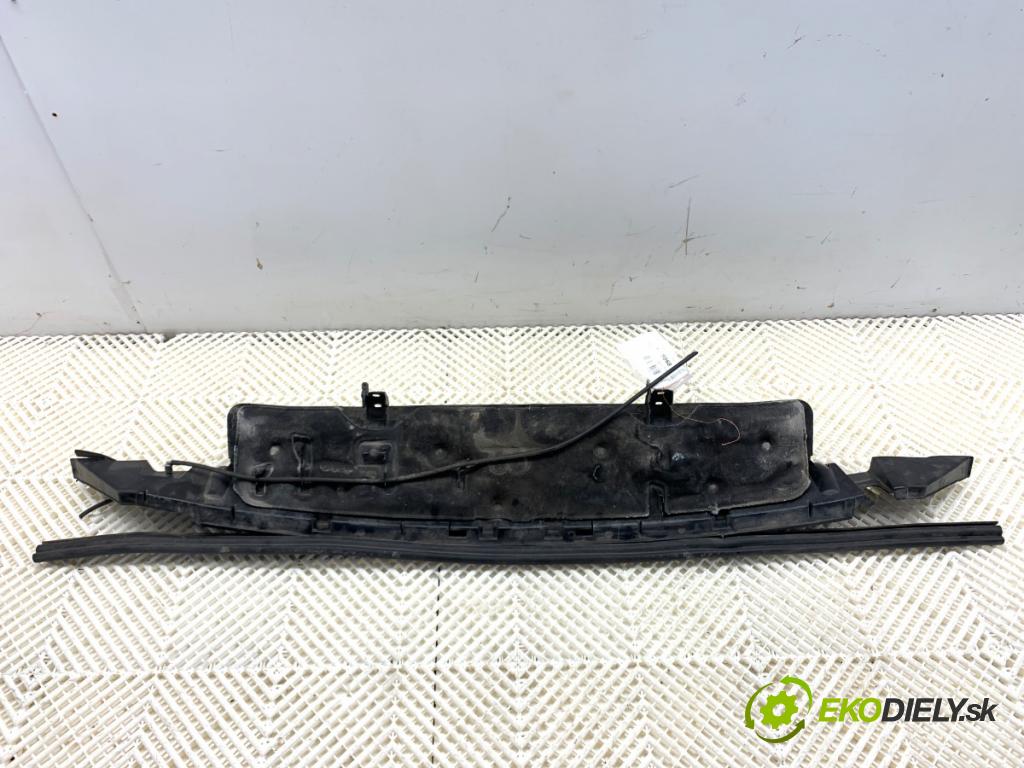 PEUGEOT 3008 SUV 2021 147 kW Hybrid4 (M45GBU) 1598 Torpédo, plast pod čelné okno dolné 9836200980