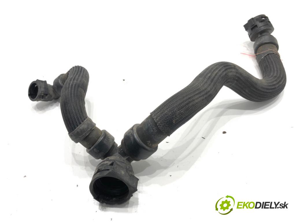 PEUGEOT 3008 SUV 2021 147 kW Hybrid4 (M45GBU) 1598 Rúra vody