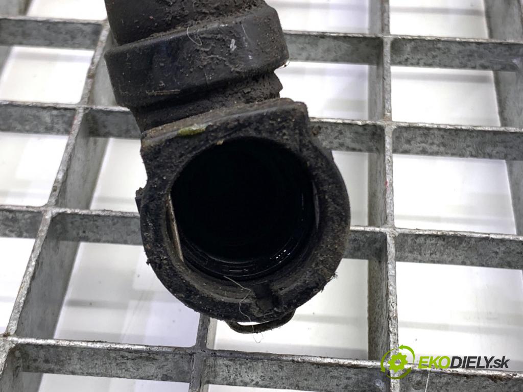 PEUGEOT 3008 SUV 2021 147 kW Hybrid4 (M45GBU) 1598 Rúra vody 9822184780