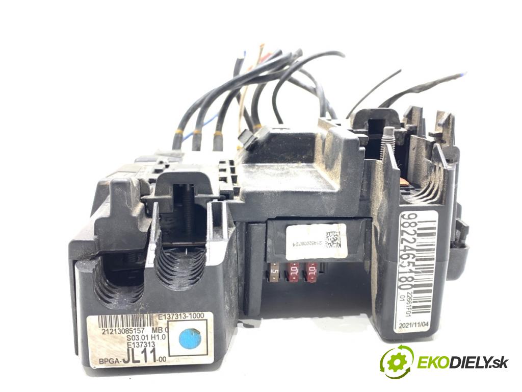 PEUGEOT 3008 SUV 2021 147 kW Hybrid4 (M45GBU) 1598 Modul NAPÄTIA: 9822465180