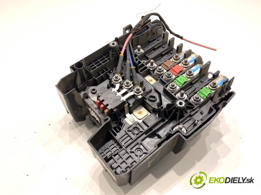 PEUGEOT 3008 SUV 2021 147 kW Hybrid4 (M45GBU) 1598 Modul NAPÄTIA: 9822465180