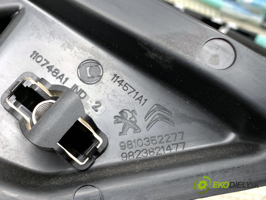 PEUGEOT 3008 SUV 2021 147 kW Hybrid4 (M45GBU) 1598 Clona čalúnenie PASA Uchytenie kufra ľavy zad 9810352277