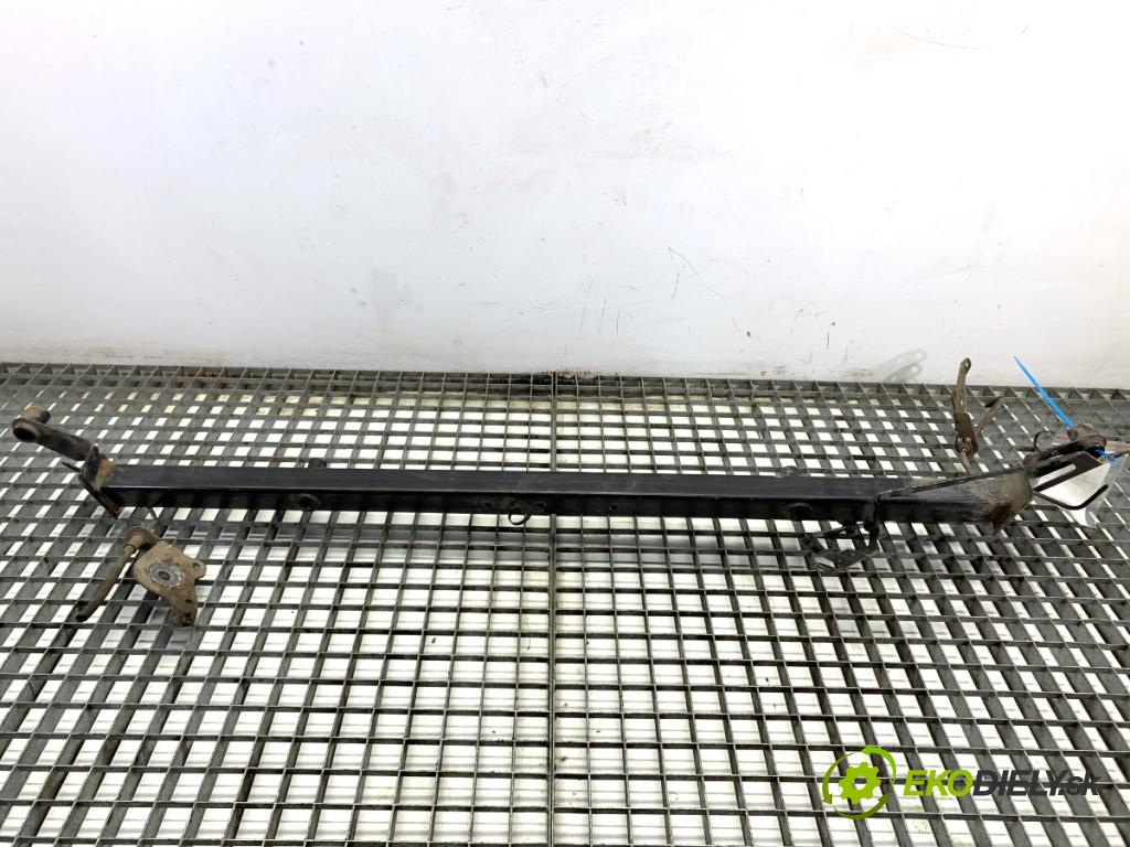 PEUGEOT 3008 SUV 2021 147 kW Hybrid4 (M45GBU) 1598 držiak Uchytenie BATERIE: 9825735680