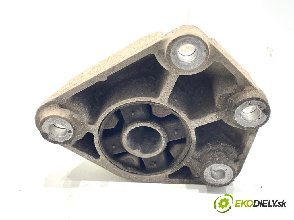 PEUGEOT 3008 SUV 2021 147 kW Hybrid4 (M45GBU) 1598 držák motora 9821256380