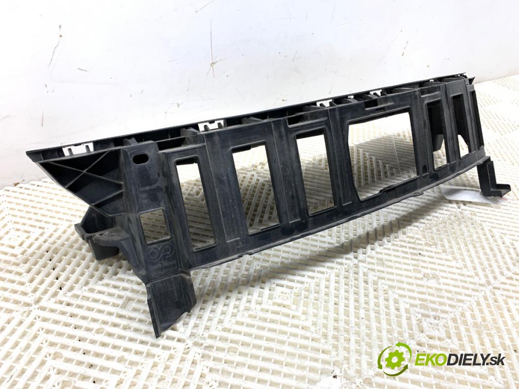 PEUGEOT 3008 SUV 2021 147 kW Hybrid4 (M45GBU) 1598 držiak masky maska 9810364677