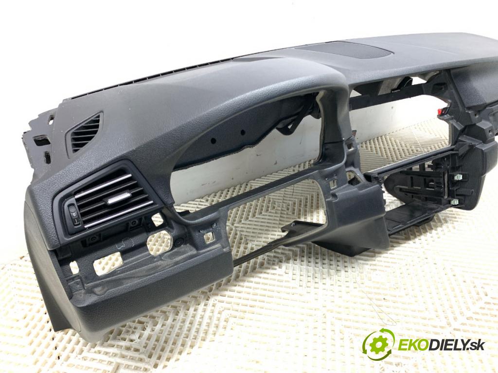 BMW F11 Kombi 2011 190 kW 530 d xDrive 2993 Palubná doska VANKÚŠ: spolujazdca 9166657