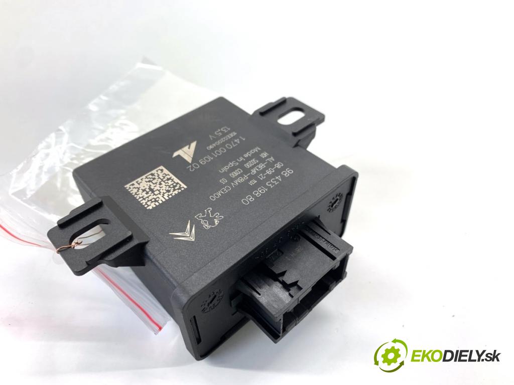 PEUGEOT 3008 SUV 2021 147 kW Hybrid4 (M45GBU) 1598 Modul svetiel 9843319880 (Riadiaca jednotka ostatné)