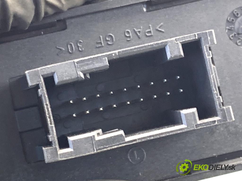 PEUGEOT 3008 SUV 2021 147 kW Hybrid4 (M45GBU) 1598 Modul svetiel 9843319880 (Riadiaca jednotka ostatné)