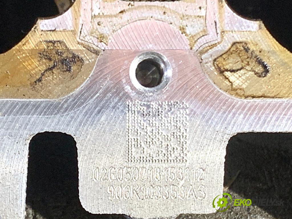 AUDI A4 B9 sedan 2018 185 kW 2.0 TFSI quattro 1984 Hlava valcov  (Hlava valcov)