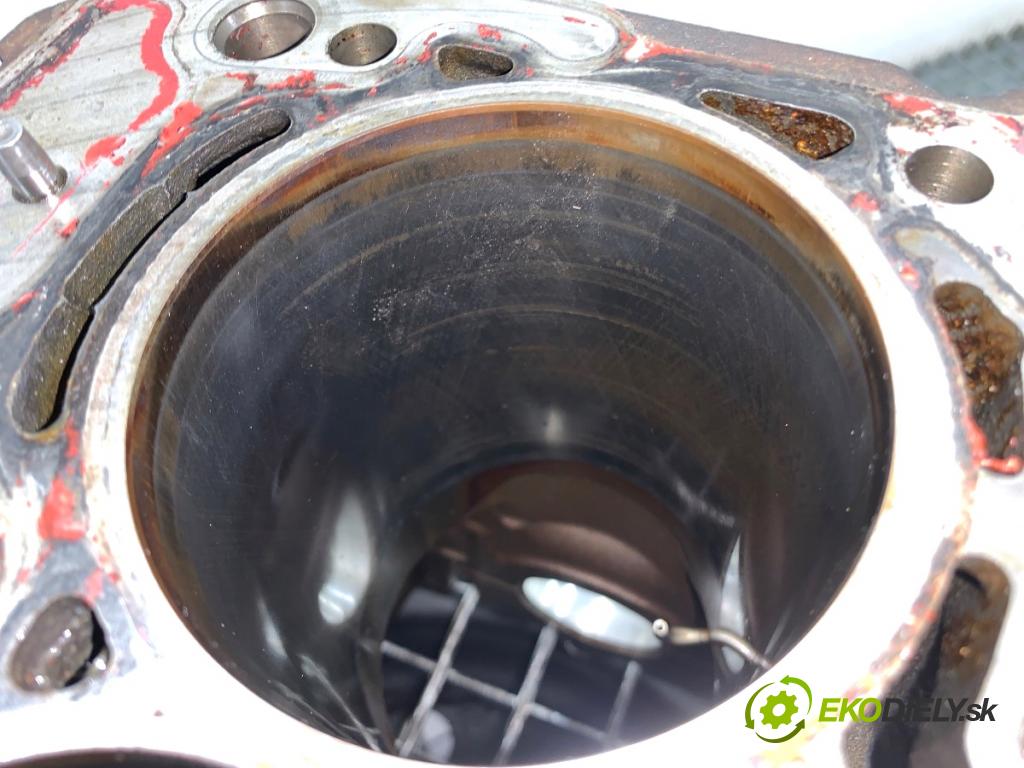 AUDI A4 B9 sedan 2018 185 kW 2.0 TFSI quattro 1984 blok Motor CYM (Blok motora)