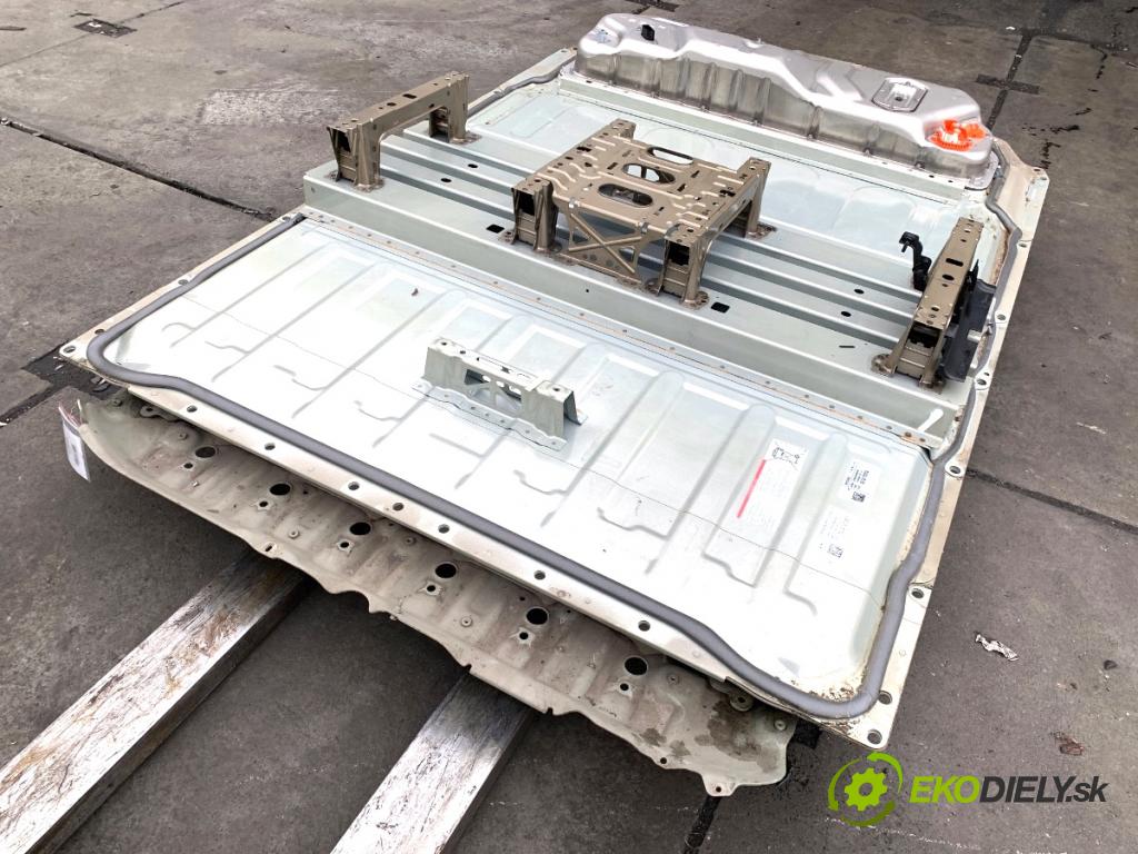 TESLA MODEL Y SUV 2023 235 kW EV 0 BATERIA HYBRYDA 1733002-D2-C 400VDC