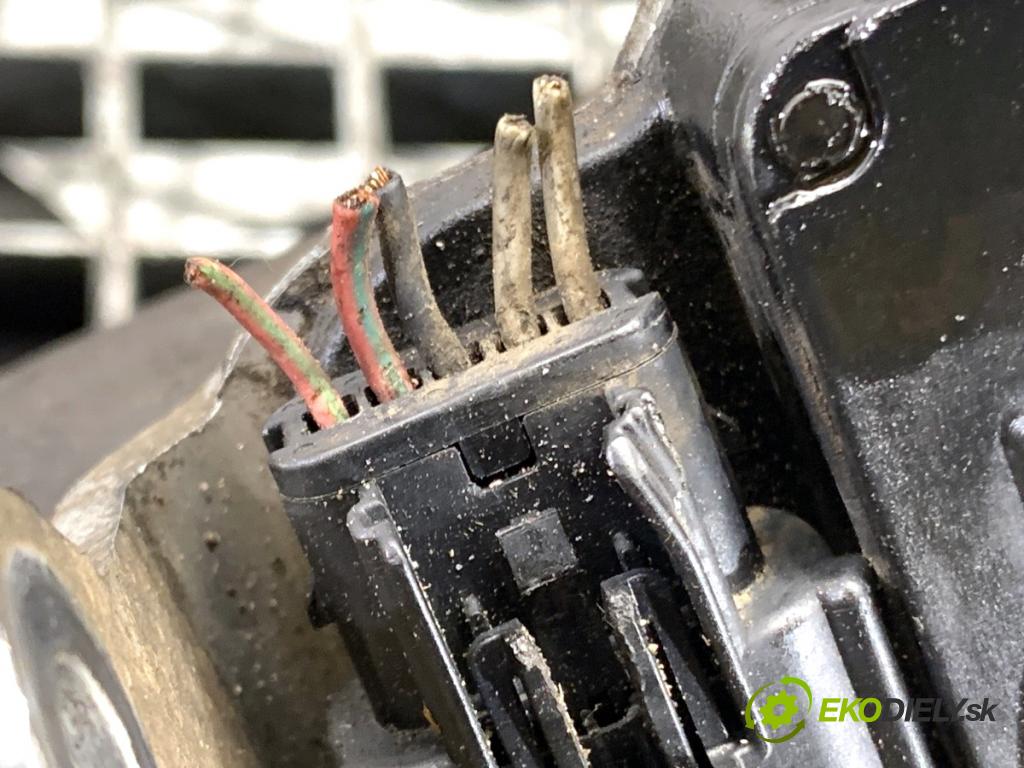 JEEP CHEROKEE KL SUV 2014 125 kW 2.0 CRD 4x4 1956 Reduktor 68090604AF