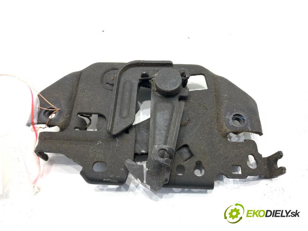 FORD ECOSPORT SUV 2018 108 kW 2.0 Flex 4x4 1999 zámok kapoty predný