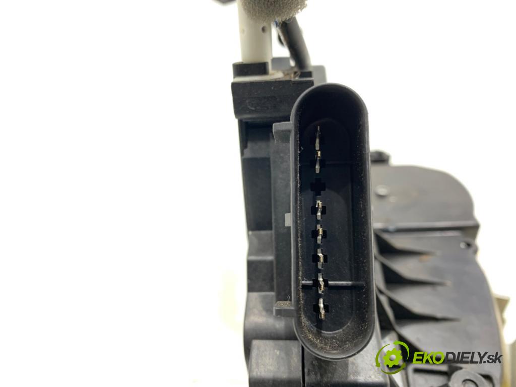 FORD ECOSPORT SUV 2018 108 kW 2.0 Flex 4x4 1999 zámok Dvere ľavy predný GN15-A219A65-DC