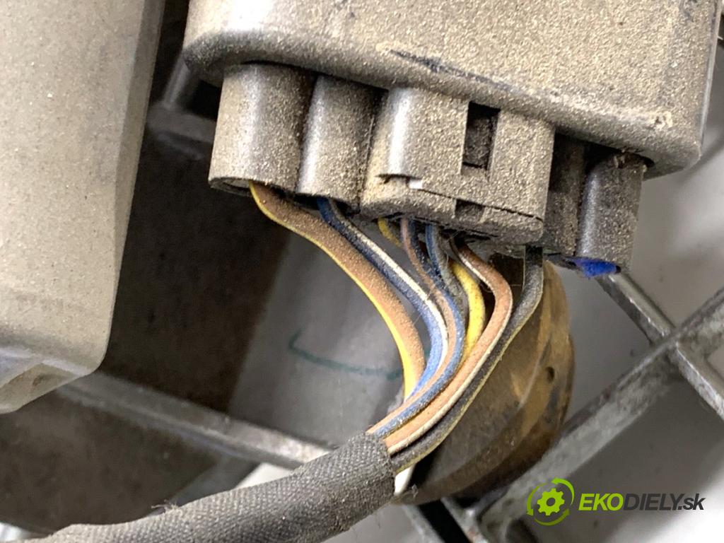 FORD ECOSPORT SUV 2018 108 kW 2.0 Flex 4x4 1999 Mechanizmus stieračov predný GN15-17500-CD GN15-17504-CC (Motorček stieračov predný)