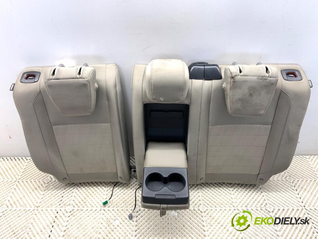 FORD ECOSPORT SUV 2018 108 kW 2.0 Flex 4x4 1999 Sedadlo druhý rad