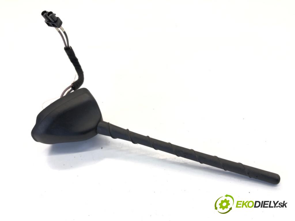 FORD ECOSPORT SUV 2018 108 kW 2.0 Flex 4x4 1999 ANTENA GN15-19G461-CD