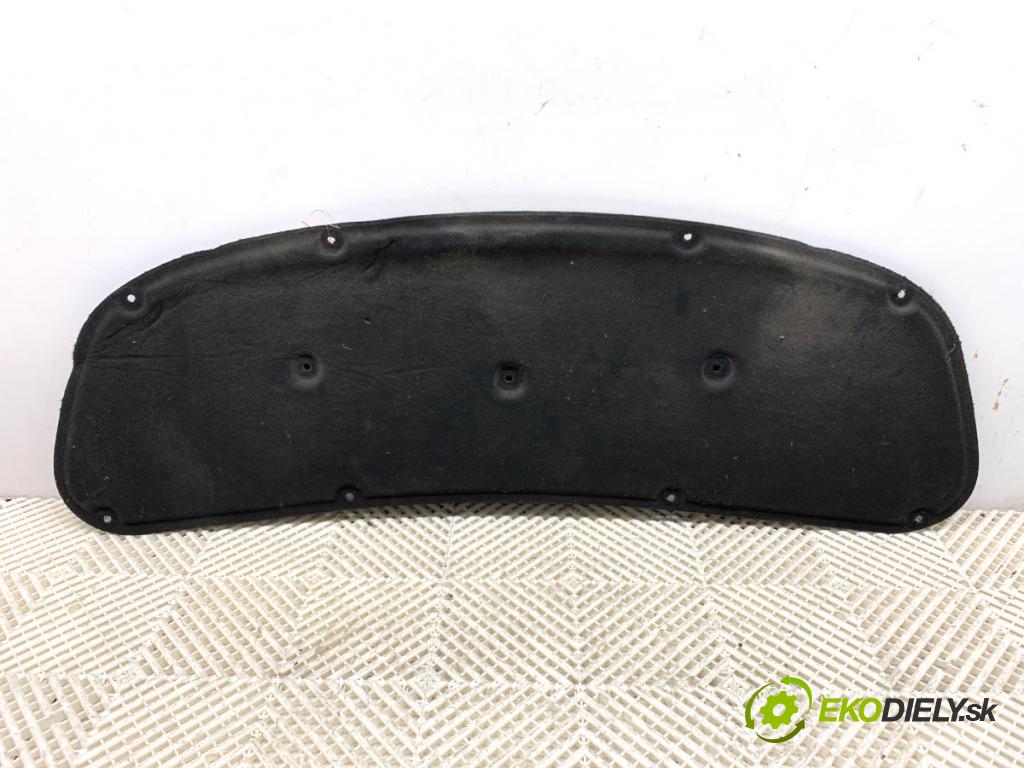 HYUNDAI i30 Kombi 2014 81 kW 1.6 CRDi 1582 Odhlučnenie kapoty 