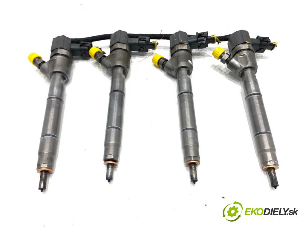 HYUNDAI i30 Kombi 2014 81 kW 1.6 CRDi 1582 Vstrekovacie ventily 33800-2A900