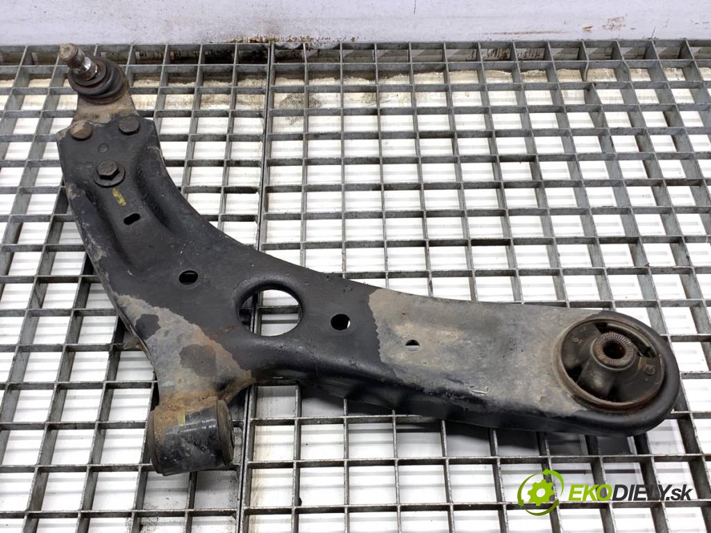 HYUNDAI i30 Kombi 2014 81 kW 1.6 CRDi 1582 Rameno pravy predný 