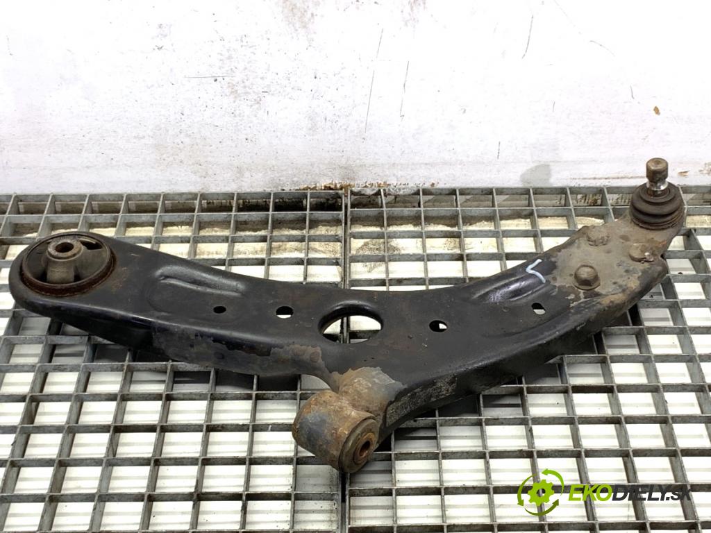 HYUNDAI i30 Kombi 2014 81 kW 1.6 CRDi 1582 Rameno ľavy predný