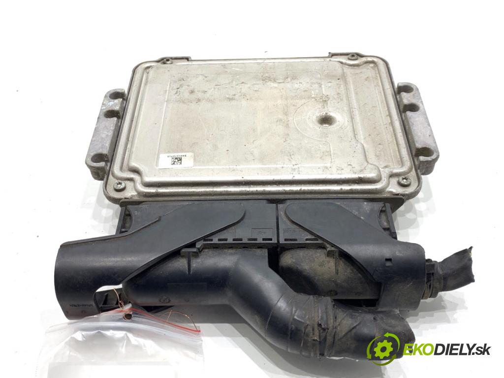 HYUNDAI i30 Kombi 2014 81 kW 1.6 CRDi 1582 riadiaca jednotka Motor 39112-2A982 (Riadiaca jednotka)