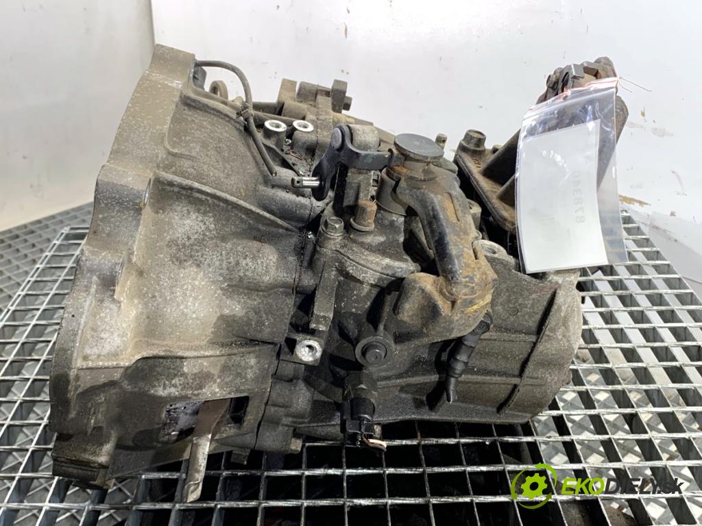 HYUNDAI i30 Kombi 2014 81 kW 1.6 CRDi 1582 Prevodovka WEJ6C (Prevodovka)