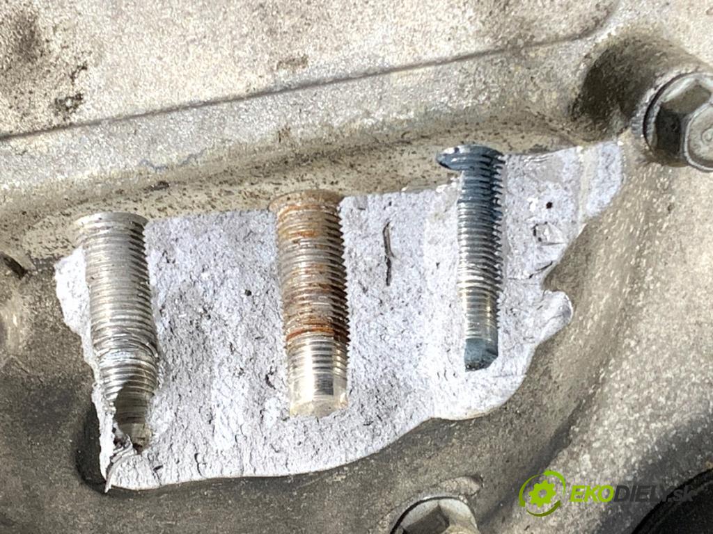 HYUNDAI i30 Kombi 2014 81 kW 1.6 CRDi 1582 Motor D4FB (Motor)