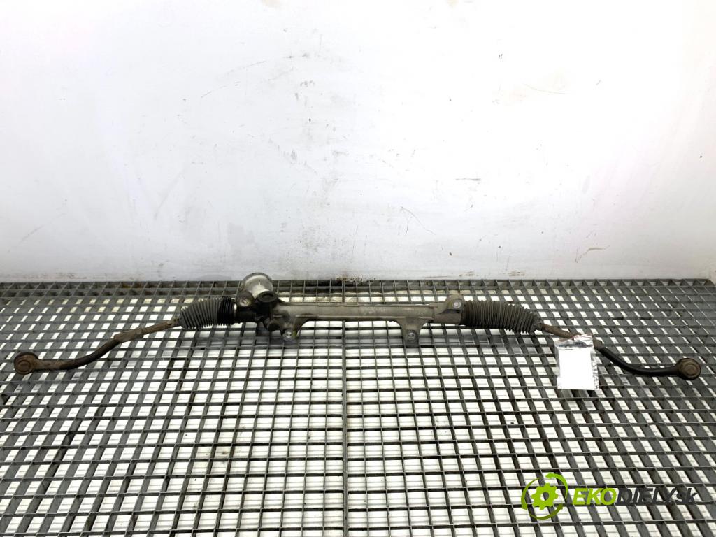 HYUNDAI i30 Kombi 2014 81 kW 1.6 CRDi 1582 riadenie volantu Riadenie 56500A6000